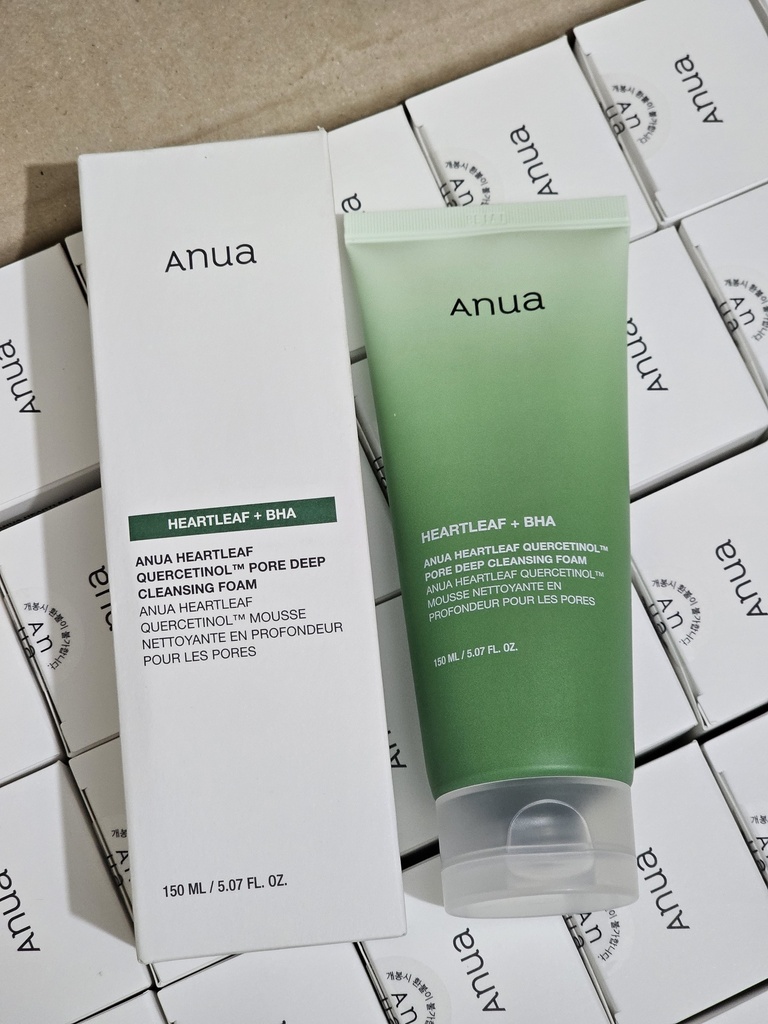 Anua Heartleaf Quercetinol Pore Deep Cleansing Foam