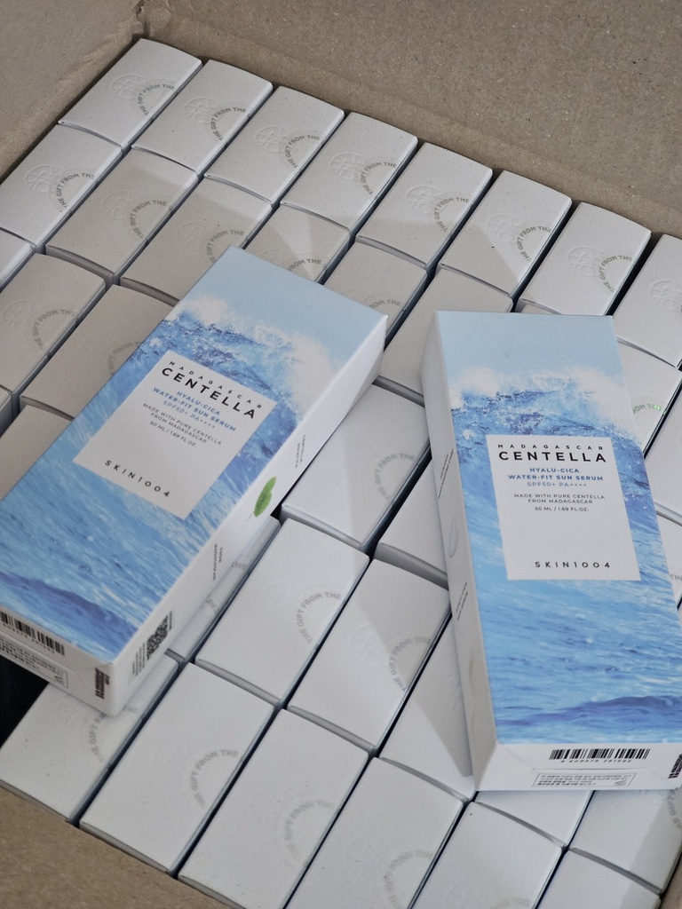 SKIN1004 Madagascar Centella Hyalu-Cica Water-Fit Sun Serum SPF 50+ PA++++ 50 ml