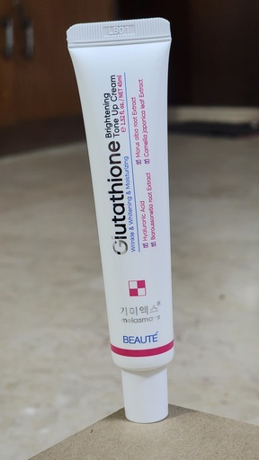 K-SECRET Seoul 1988 Eye Cream: Retinal Liposome 4% + Fermented Bean 30 ml